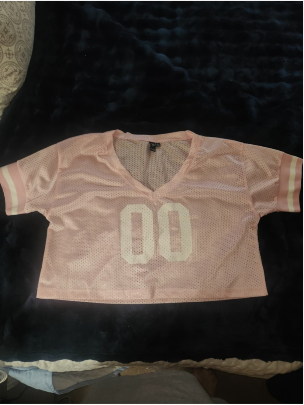 🚨🚨🚨BOGO🚨🚨🚨Windsor Light Pink Mesh Crop Jersey with White '00' Graphic - Picture 3 of 6